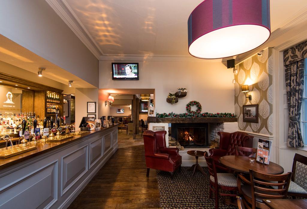 Hotel The Wellington Brecon Esterno foto